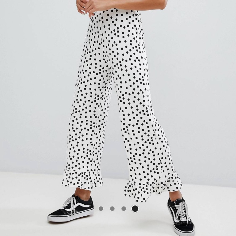 FUNKY WHITE AND BLACK POLKA DOT RUFFLE PANTS - Picture 3 of 3